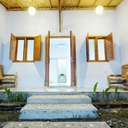 Sentul Hostel Kuta  Esterno foto
