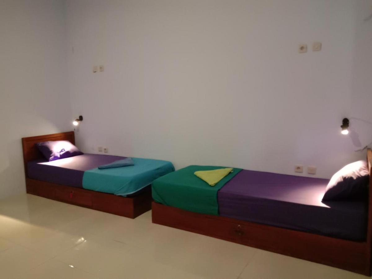 Sentul Hostel Kuta  Esterno foto
